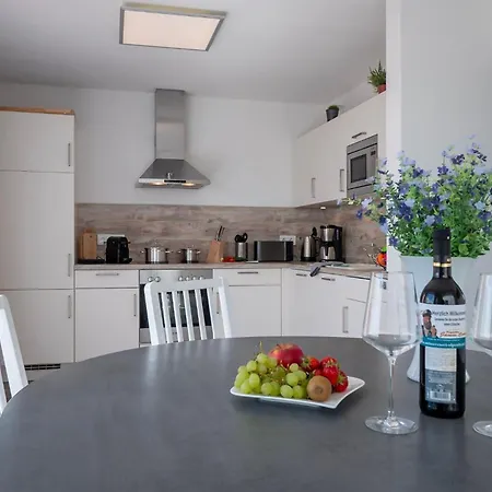 Maisonette-fewo-ostseeflair-erste-wasserreihe-panoramablick-by-seeblick-ferien Apartmán *
