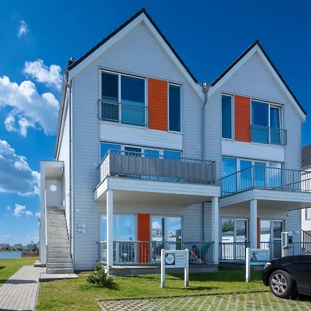 Maisonette-fewo-ostseeflair-by-seeblick-ferien-oro-erste-wasserreihe-e-saeule Olpenitz