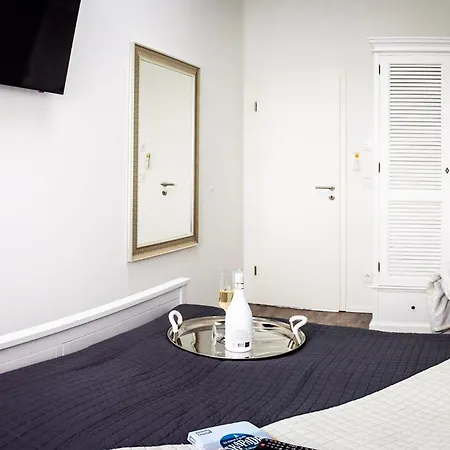 Maisonette-fewo-ostseeflair-by-seeblick-ferien-oro-erste-wasserreihe-e-saeule * Olpenitz