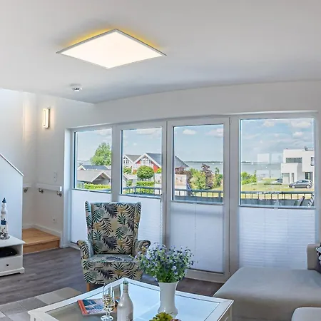 Maisonette-fewo-ostseeflair-by-seeblick-ferien-oro-erste-wasserreihe-e-saeule Appartamento Olpenitz