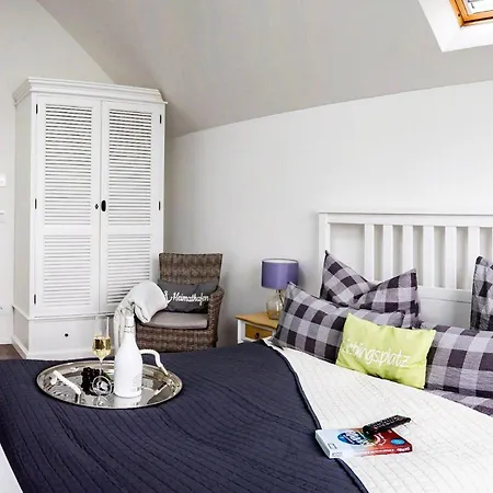 Maisonette-fewo-ostseeflair-by-seeblick-ferien-oro-erste-wasserreihe-e-saeule Apartament Olpenitz