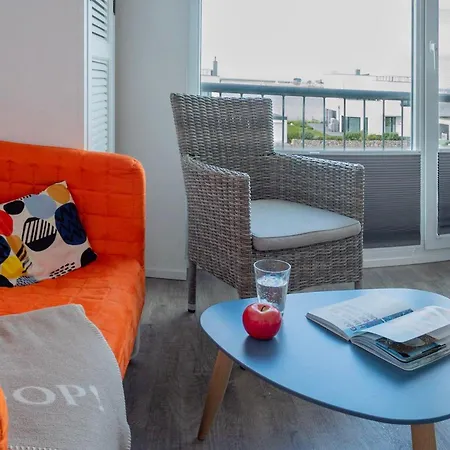Maisonette-fewo-ostseeflair-by-seeblick-ferien-oro-erste-wasserreihe-e-saeule * Olpenitz