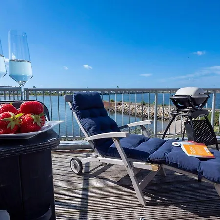 Maisonette-fewo-ostseeflair-by-seeblick-ferien-oro-erste-wasserreihe-e-saeule Olpenitz